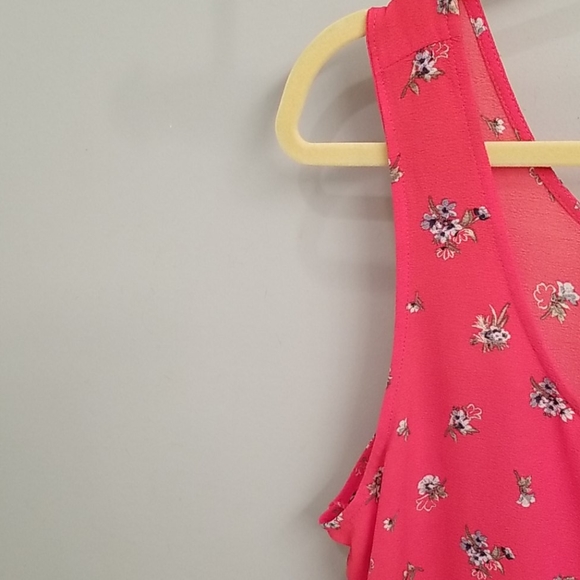 Gypsy & Jade Sleeveless Coral Red Print Top in 1X - Picture 5 of 10